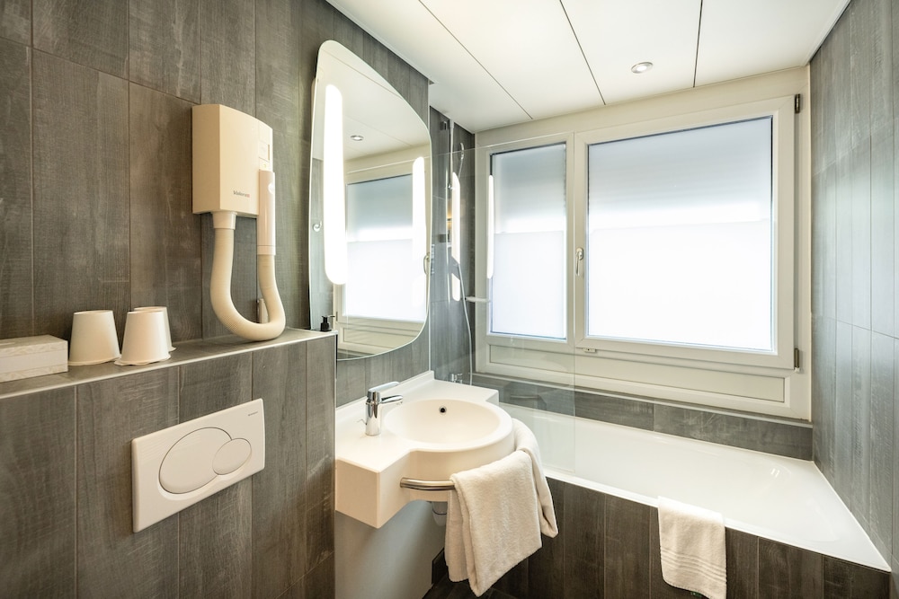 Ibis Geneve Centre Gare 62/62