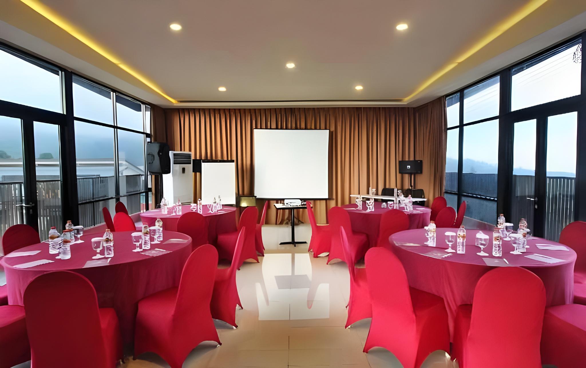 Grand Diara Hotel 36/42