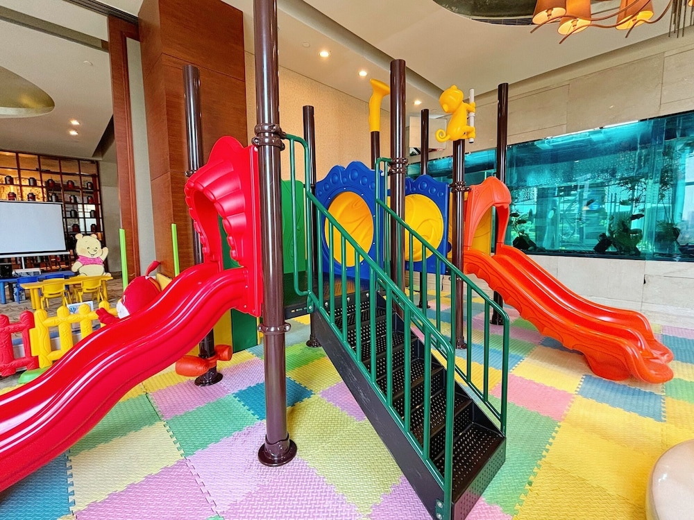 INTERCONTINENTAL WUXI 43/50