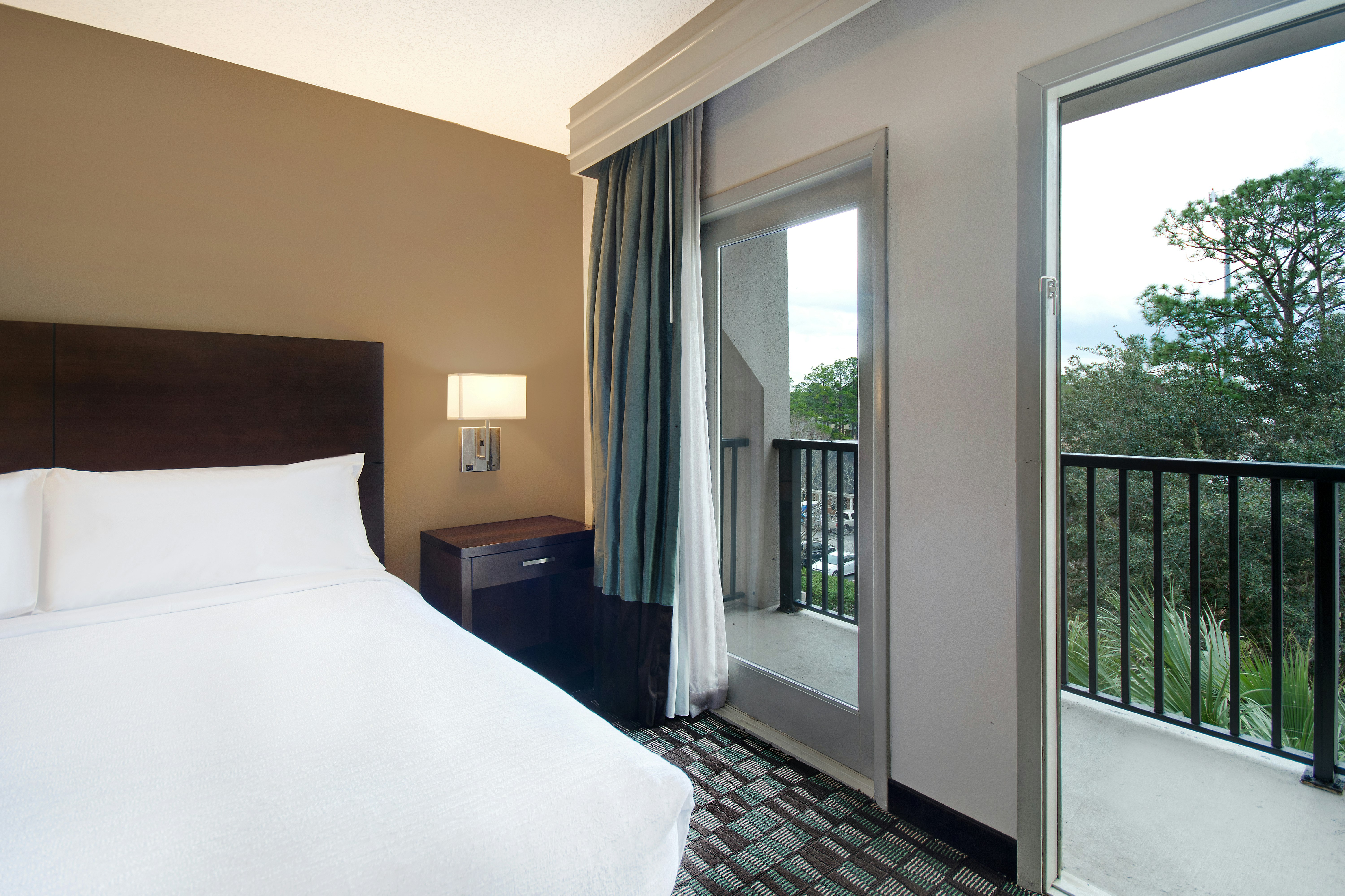 Room, King Bed, Balcony, South Wing