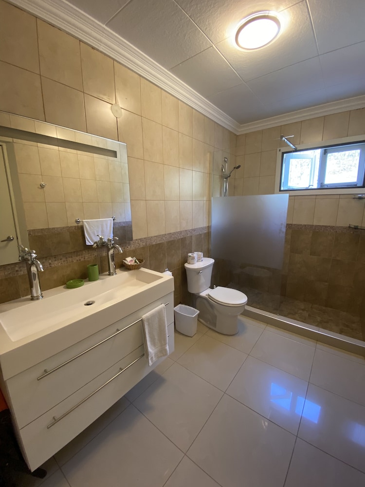 O Casarao Guesthouse 72/73