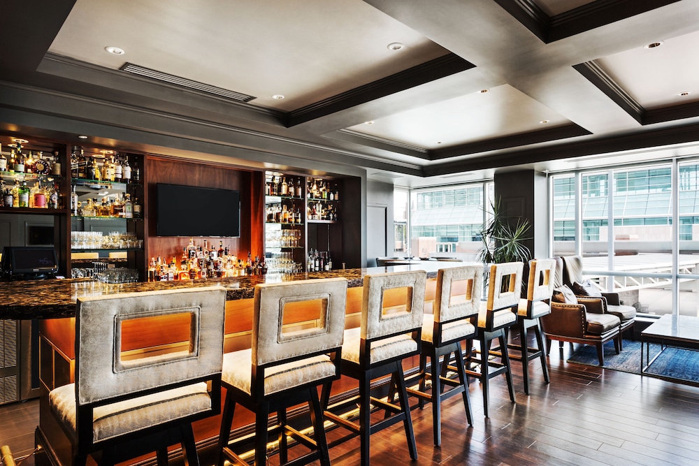 The Tennessean Personal Luxury Hotel 49/57