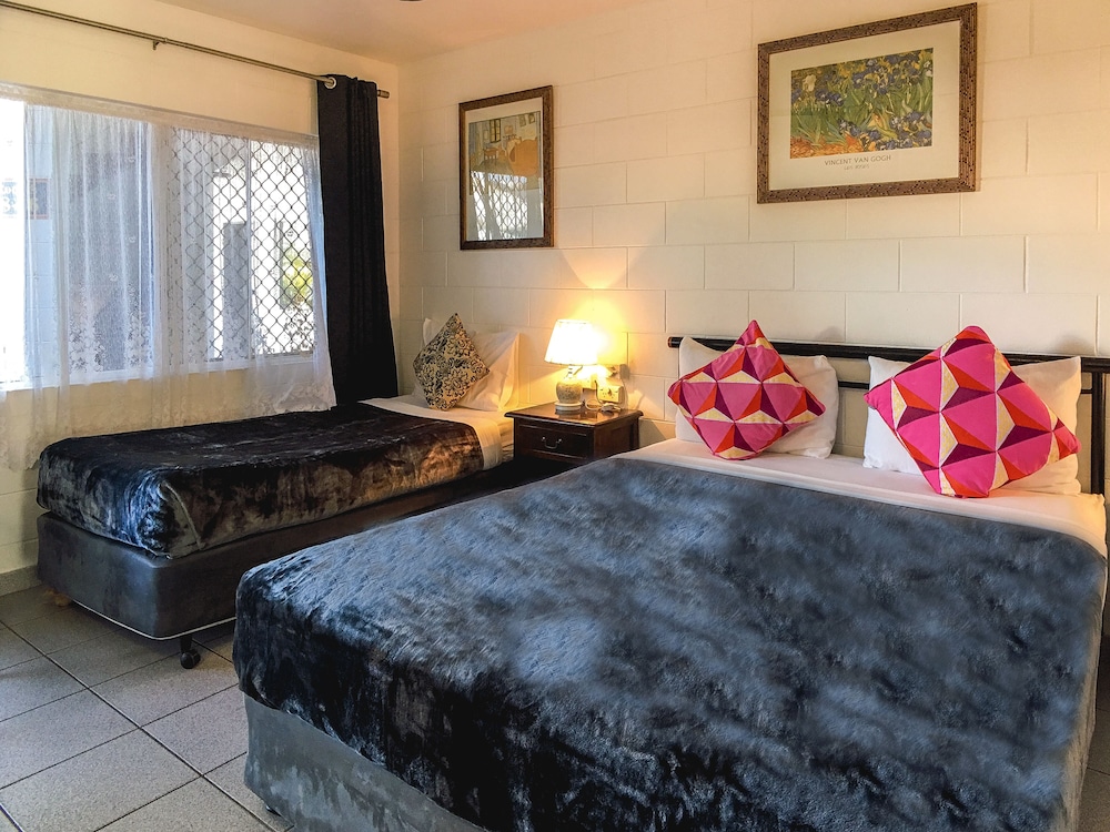 South Cairns Resort 12/50