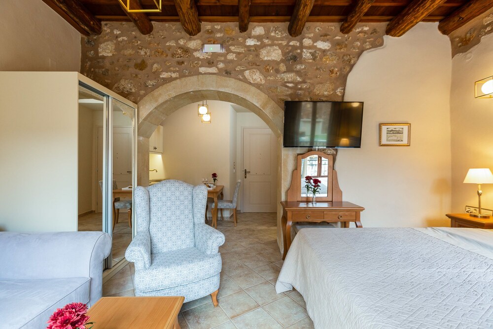 Phaedra Suites - Adults Only 12/50