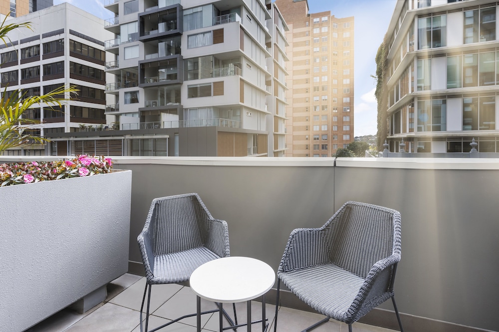 Holiday Inn & Suites Sydney Bondi Junction 40/49