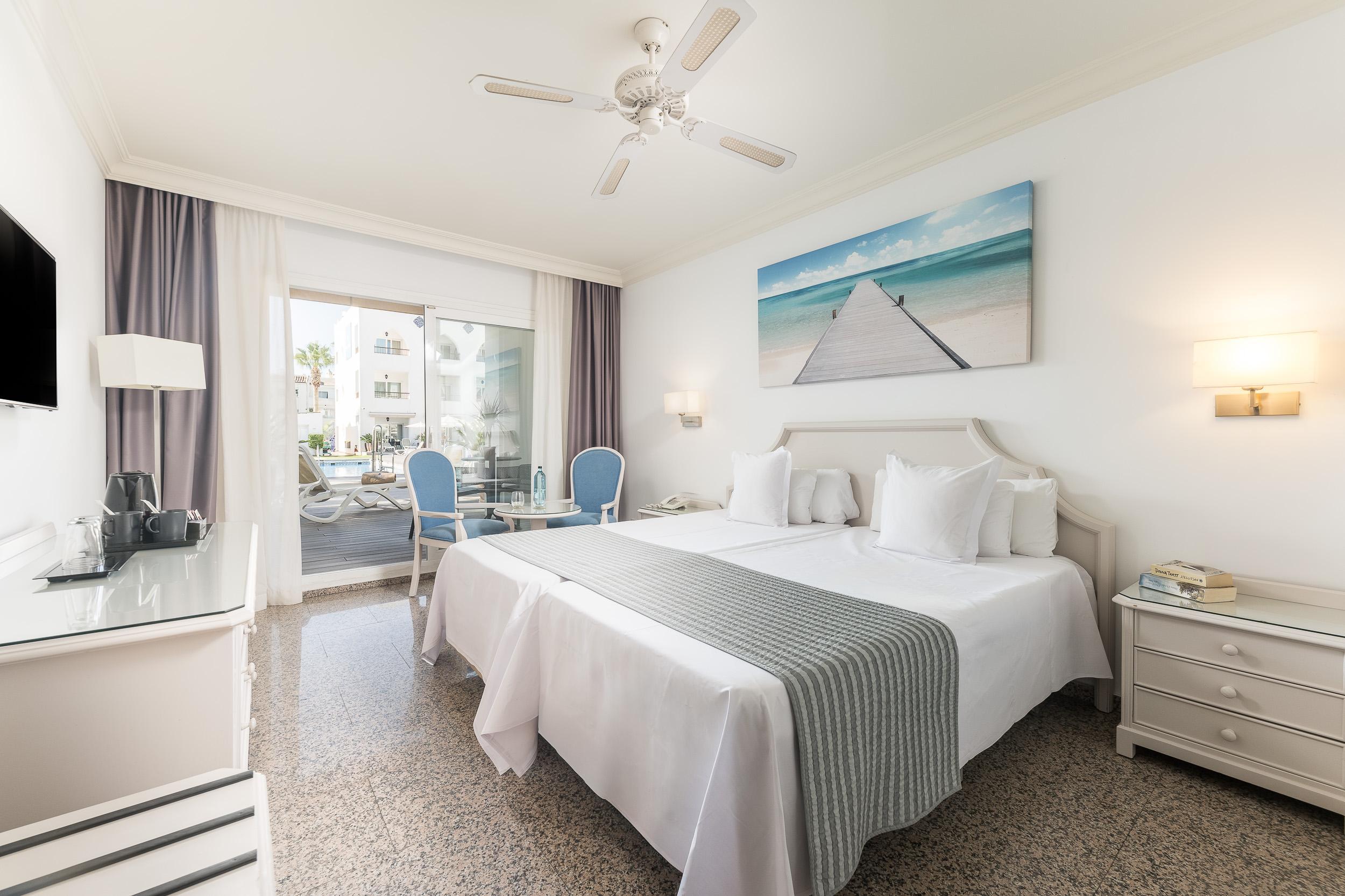 Standard, Double Bed, Terrace, Pool Access