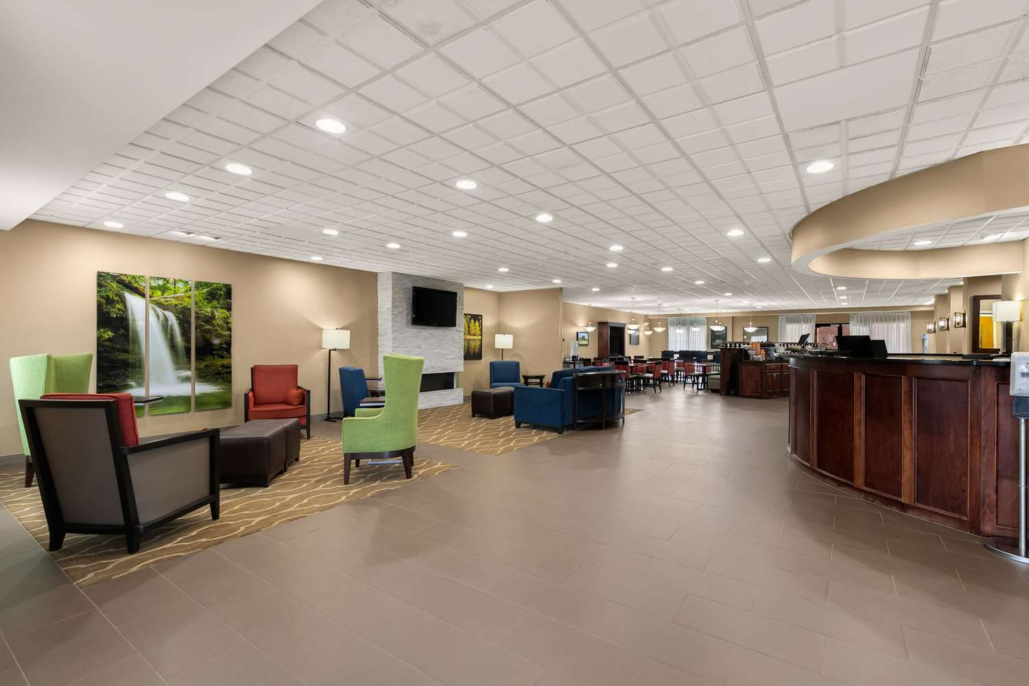 Comfort Suites Commerce 4/20