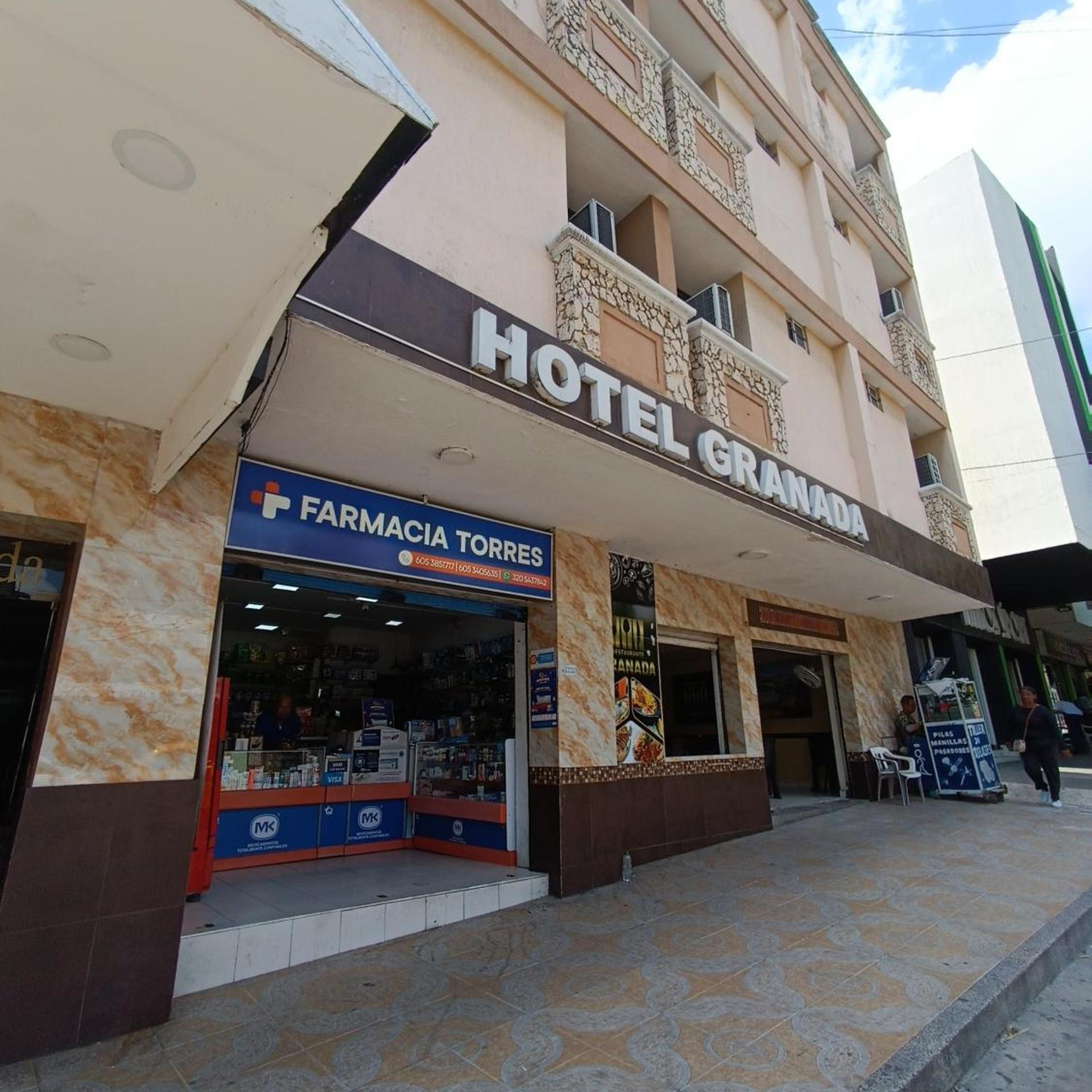 Granada Inn 52/55