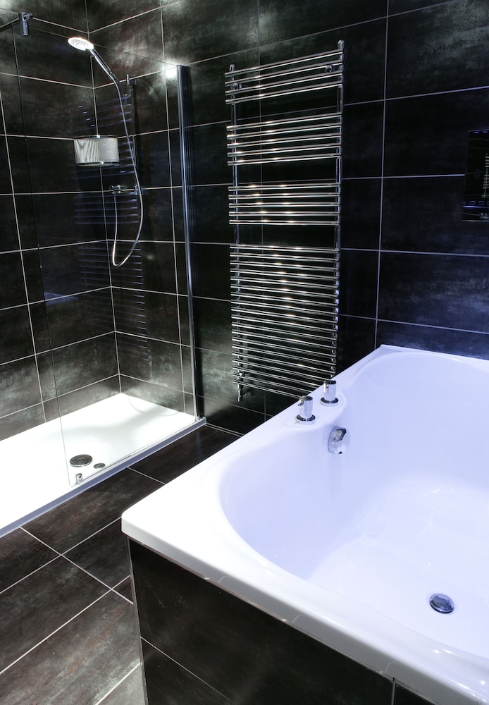 Windermere Suites 35/39