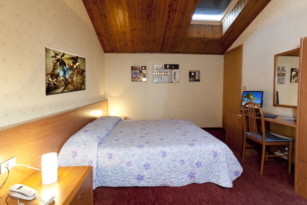 Hotel Donatello 25/53