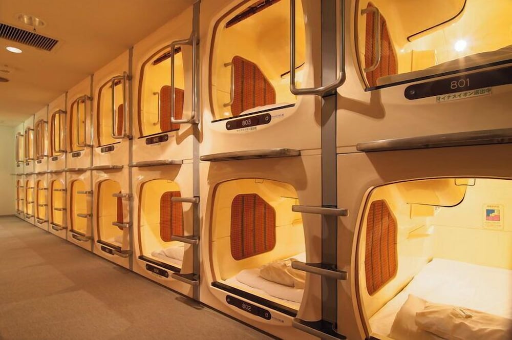 Capsule, Male Dorm, Male Only