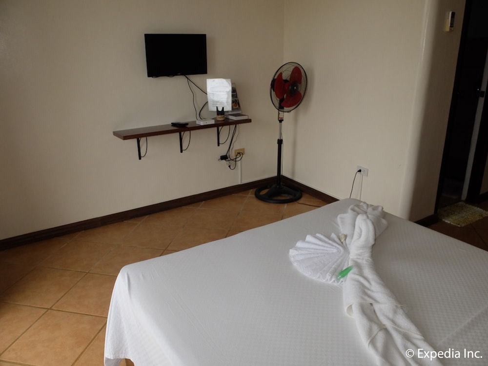 Turtle Inn Resort 24/47