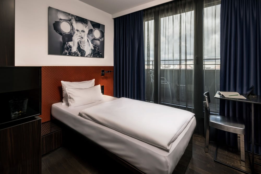 Hotel Mani By Amano Group 8/52