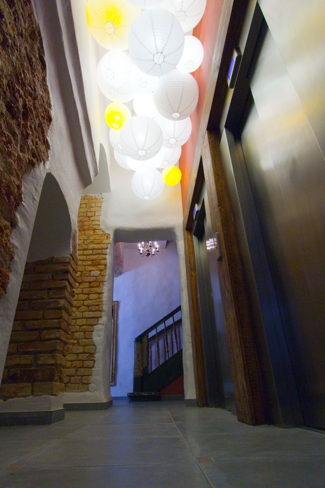 Justus Hotel 28/60
