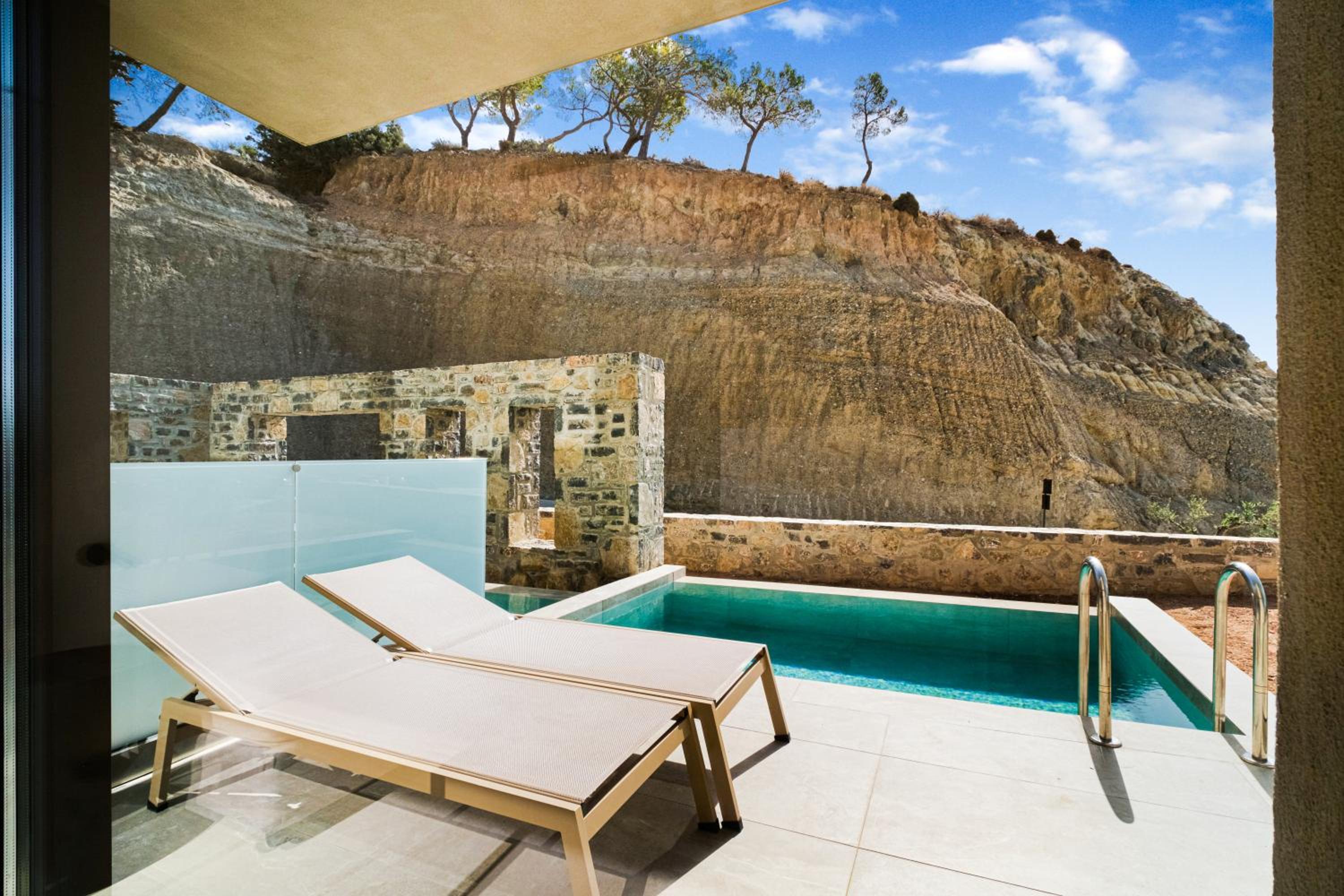 Eden Rock Hotel 33/53