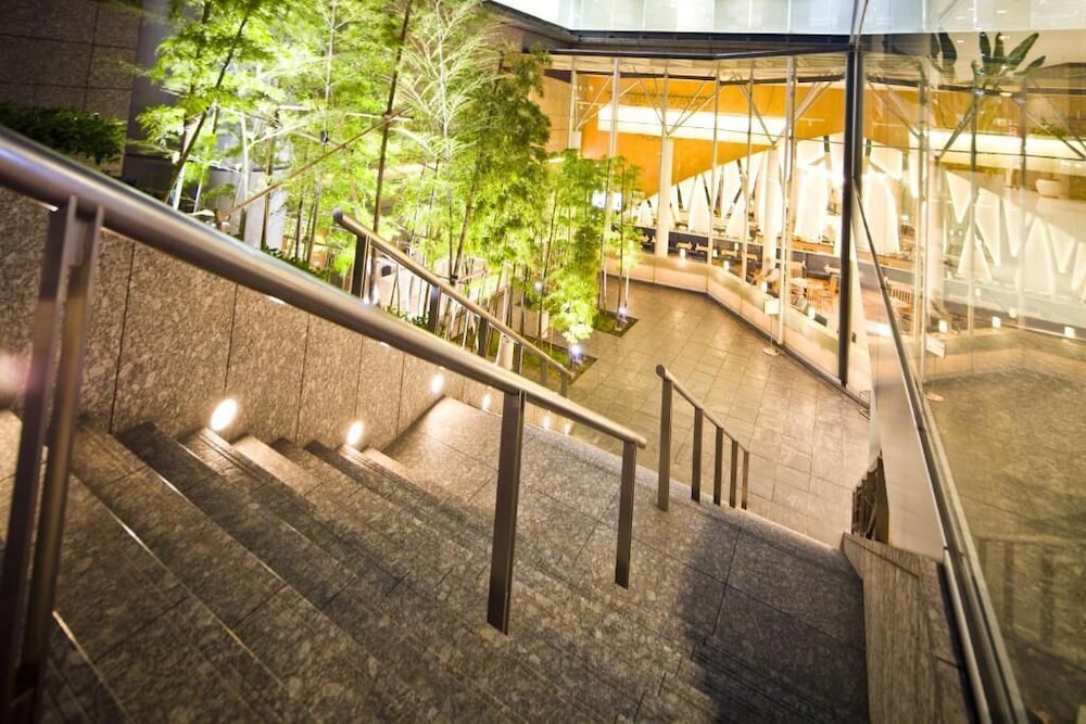 Tokyo Green Palace 54/55