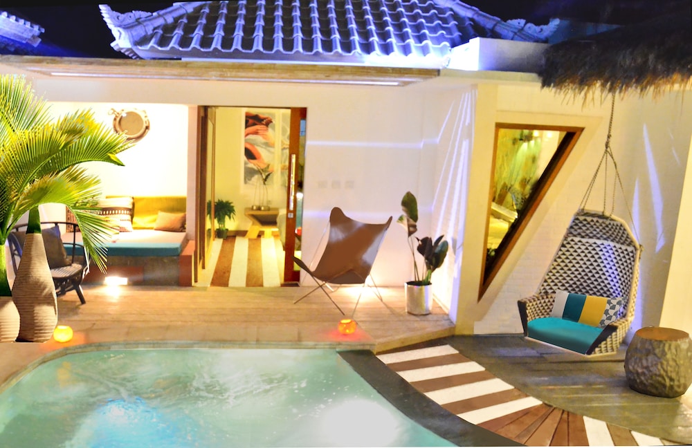The White Key Luxury Villas 20/39
