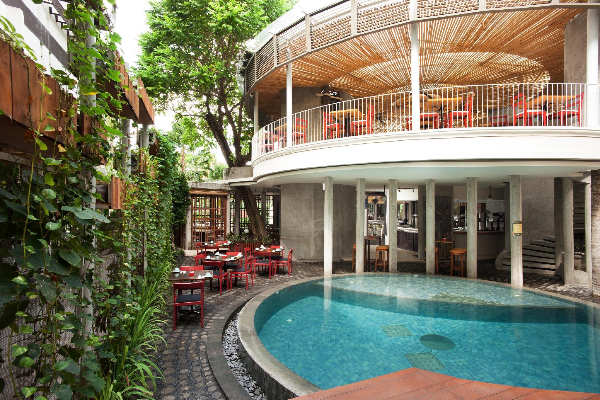 Grandmas Plus Hotel Seminyak 5/40