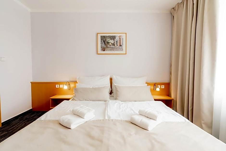 BEST WESTERN HOTEL PRACHARNA 5/30