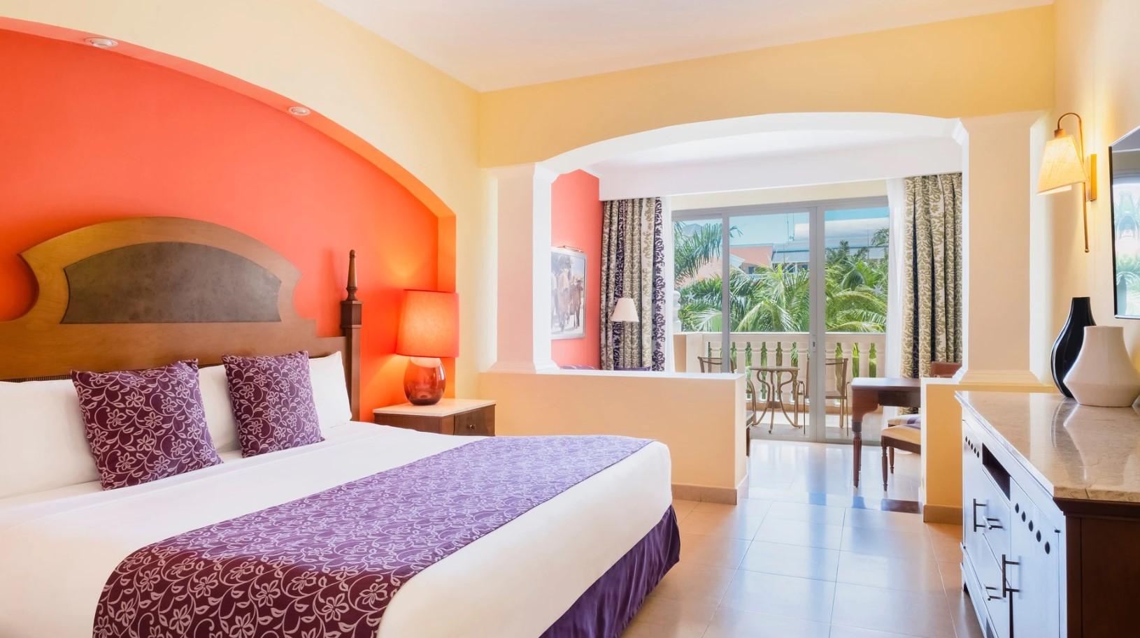 Junior Suite, Single, Garden View, Balcony or Terrace