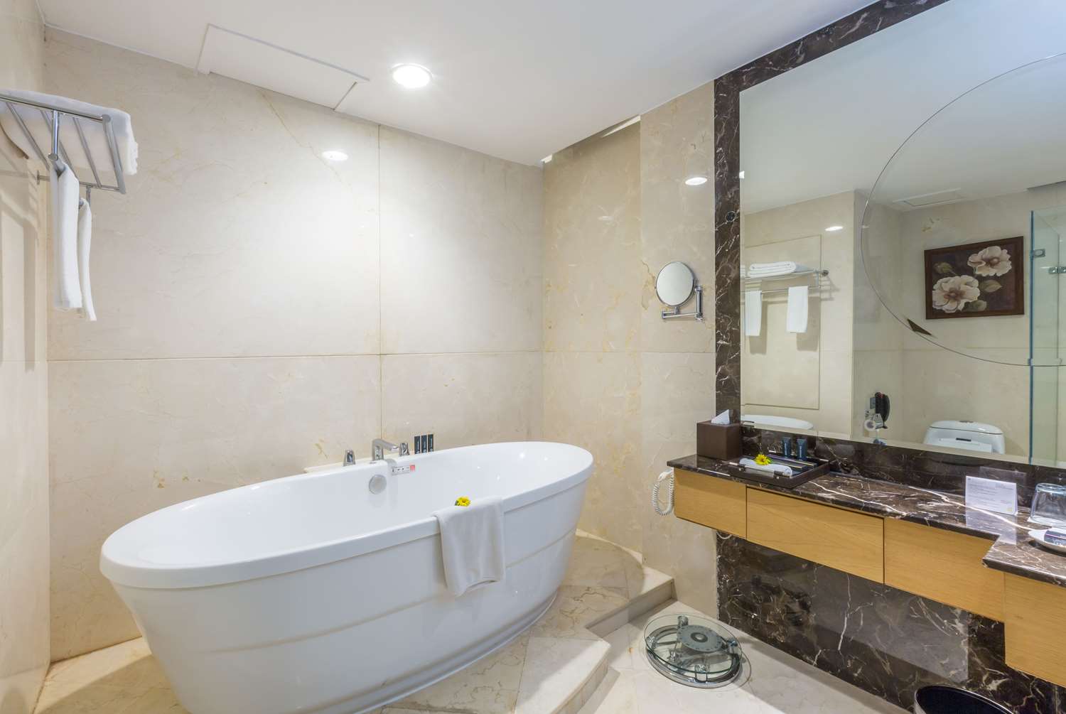 Wyndham Surabaya City Centre 19/20