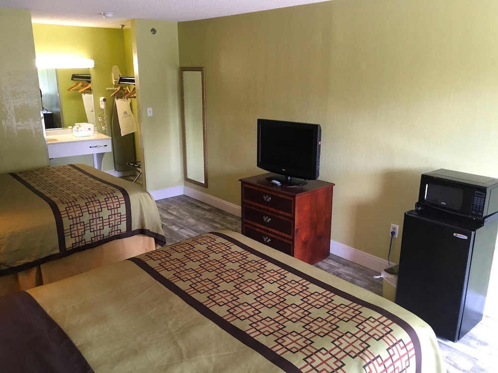 Motel6 Grand Rivers, KY 38/59