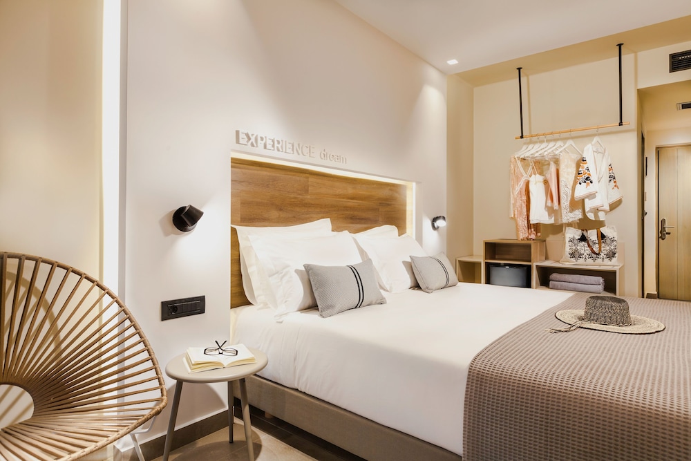 Carian Hotel And Spa 16/66