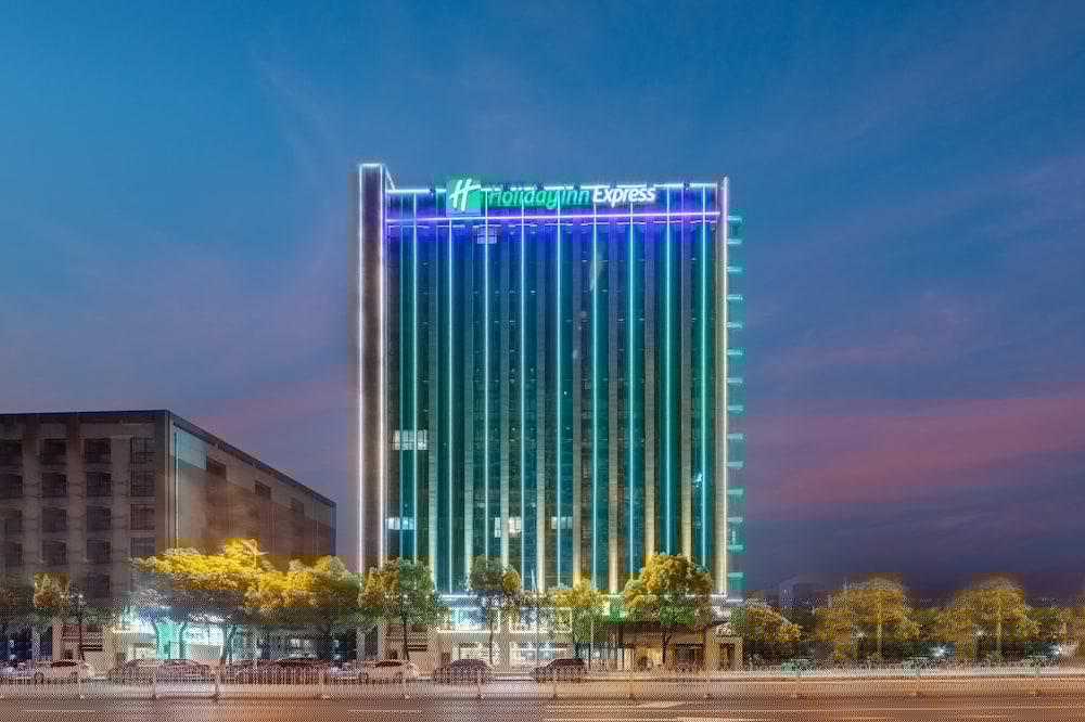 Holiday Inn Express Changsha Shengfu 3/47