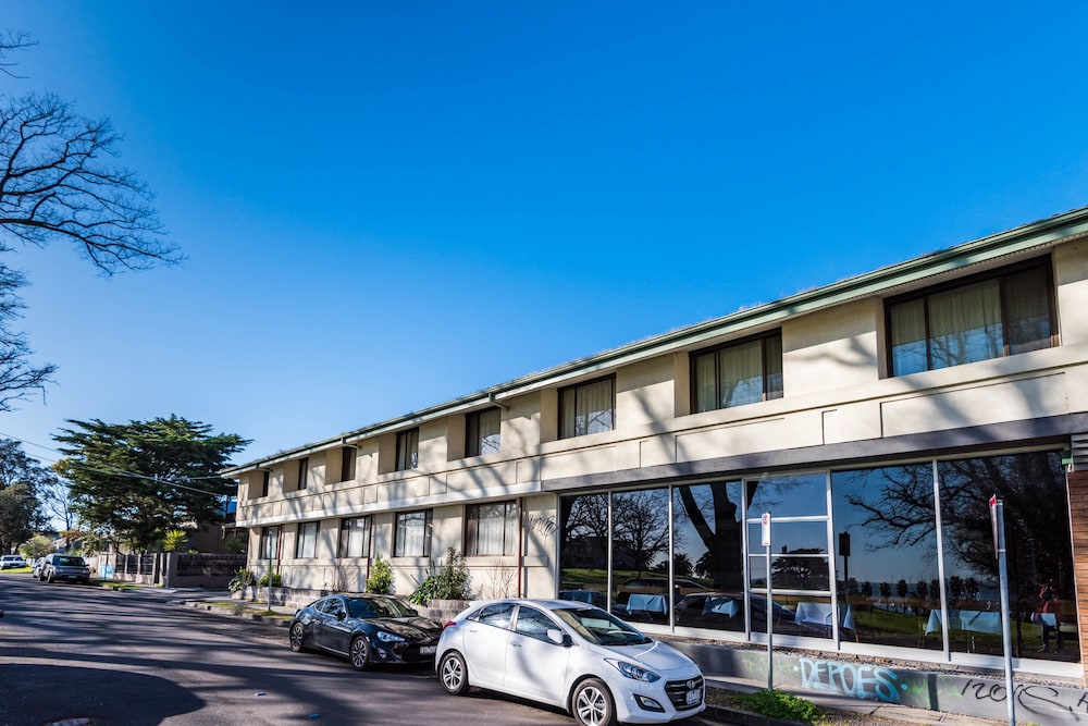 Eastern Sands Motel 39/42