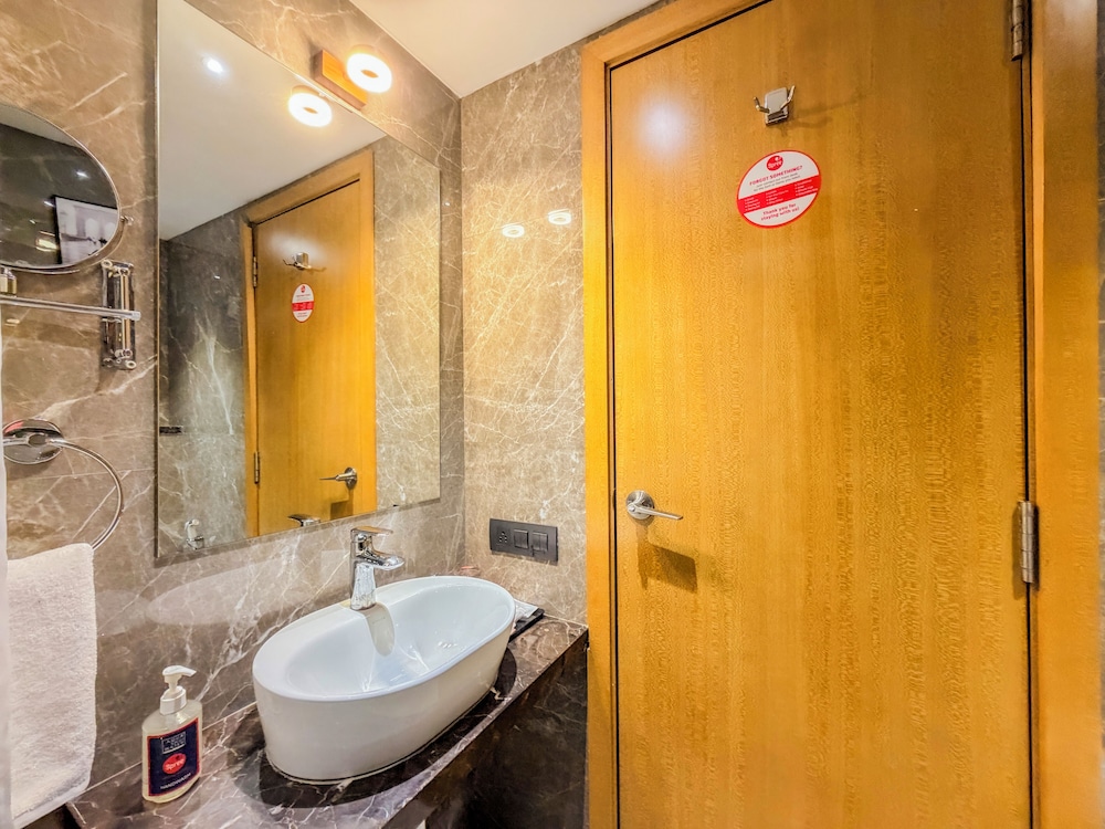 Zip by Spree Hotels Chakan 48/50