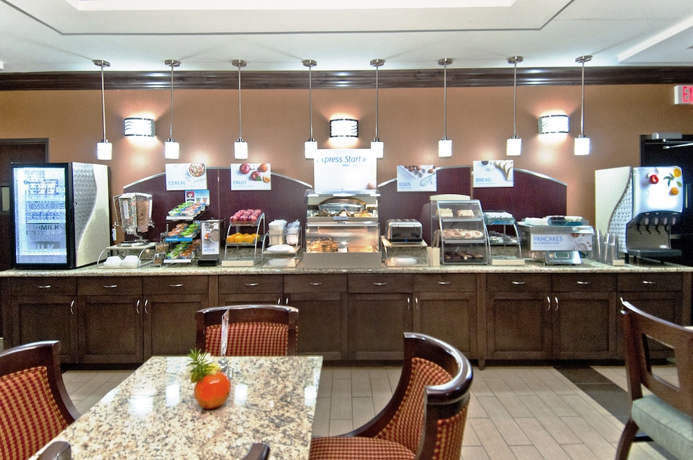 restaurant cafeteria
