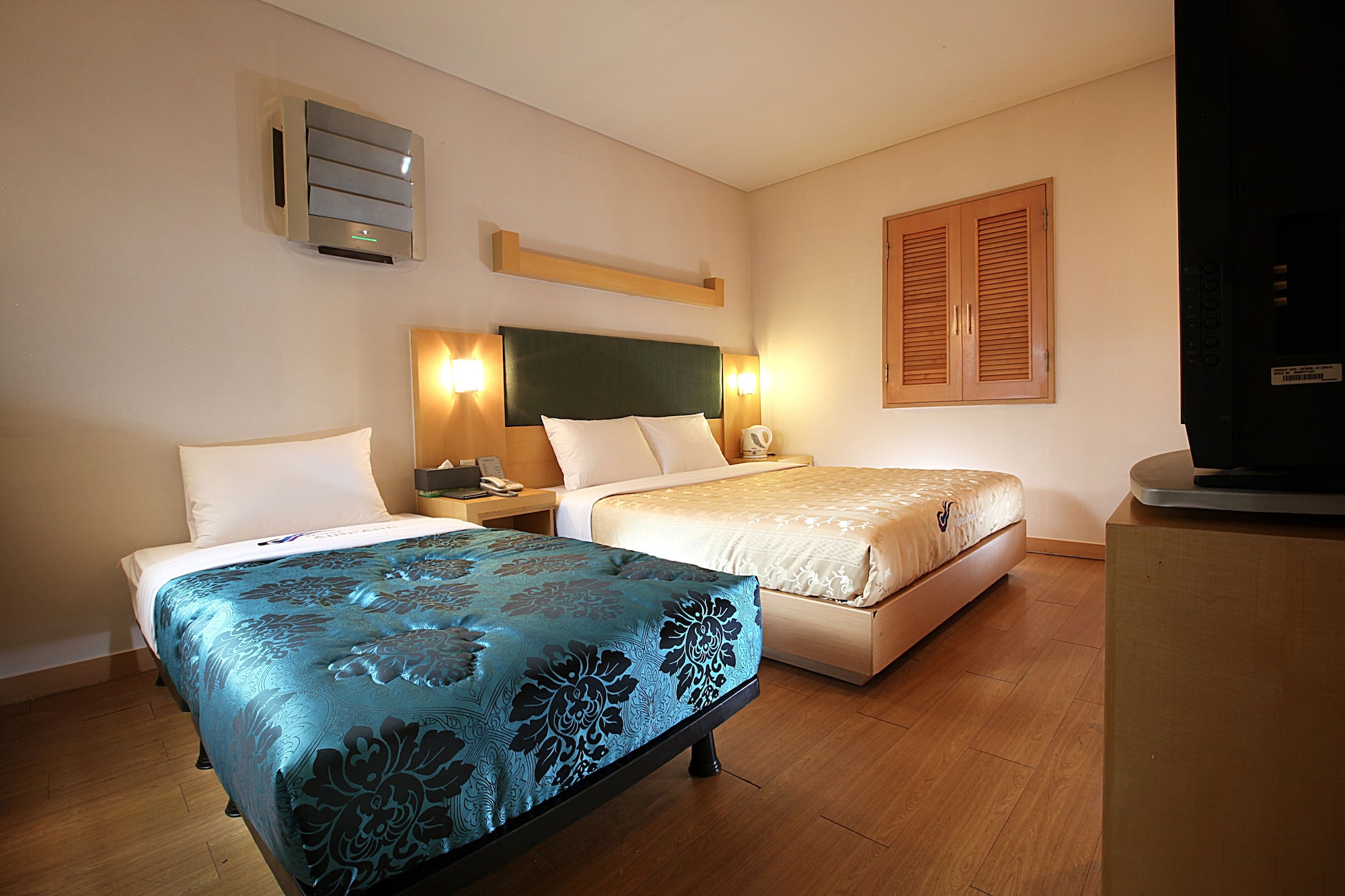 STANDARD, TWIN BEDS