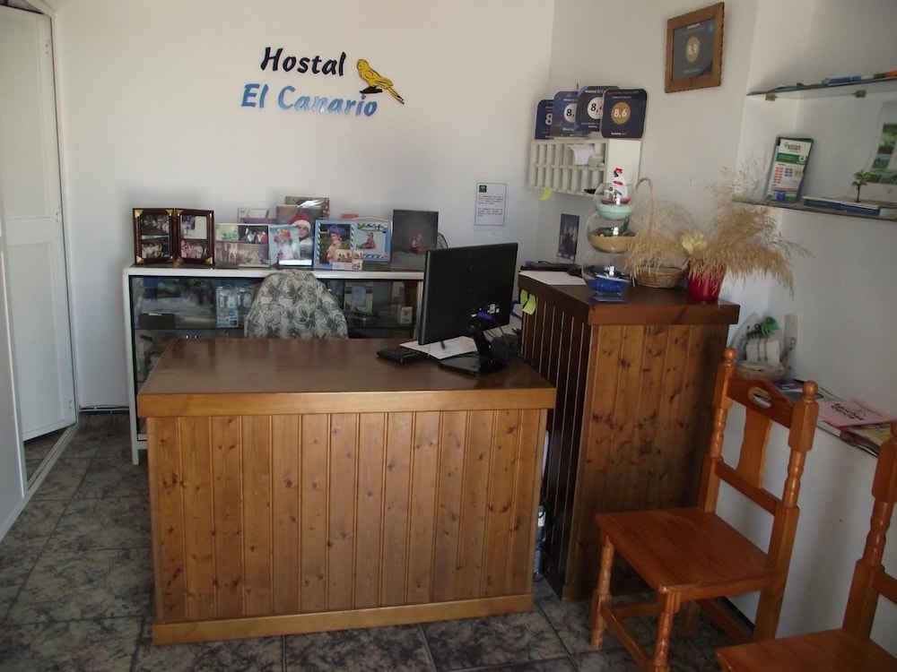 Hostal El Canario 1/36