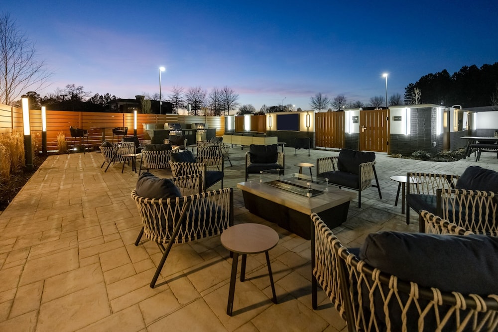 TownePlace Suites Canton Riverstone Parkway 23/38