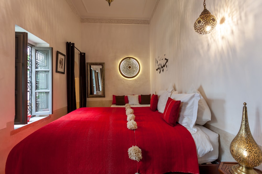 JININA, COMFORT, DOUBLE BED, PRIVATE BATHROOM