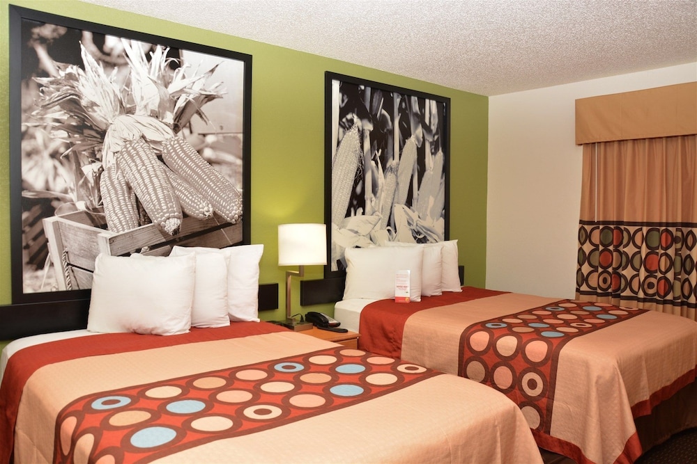 Super 8 by Wyndham Corydon 7/20