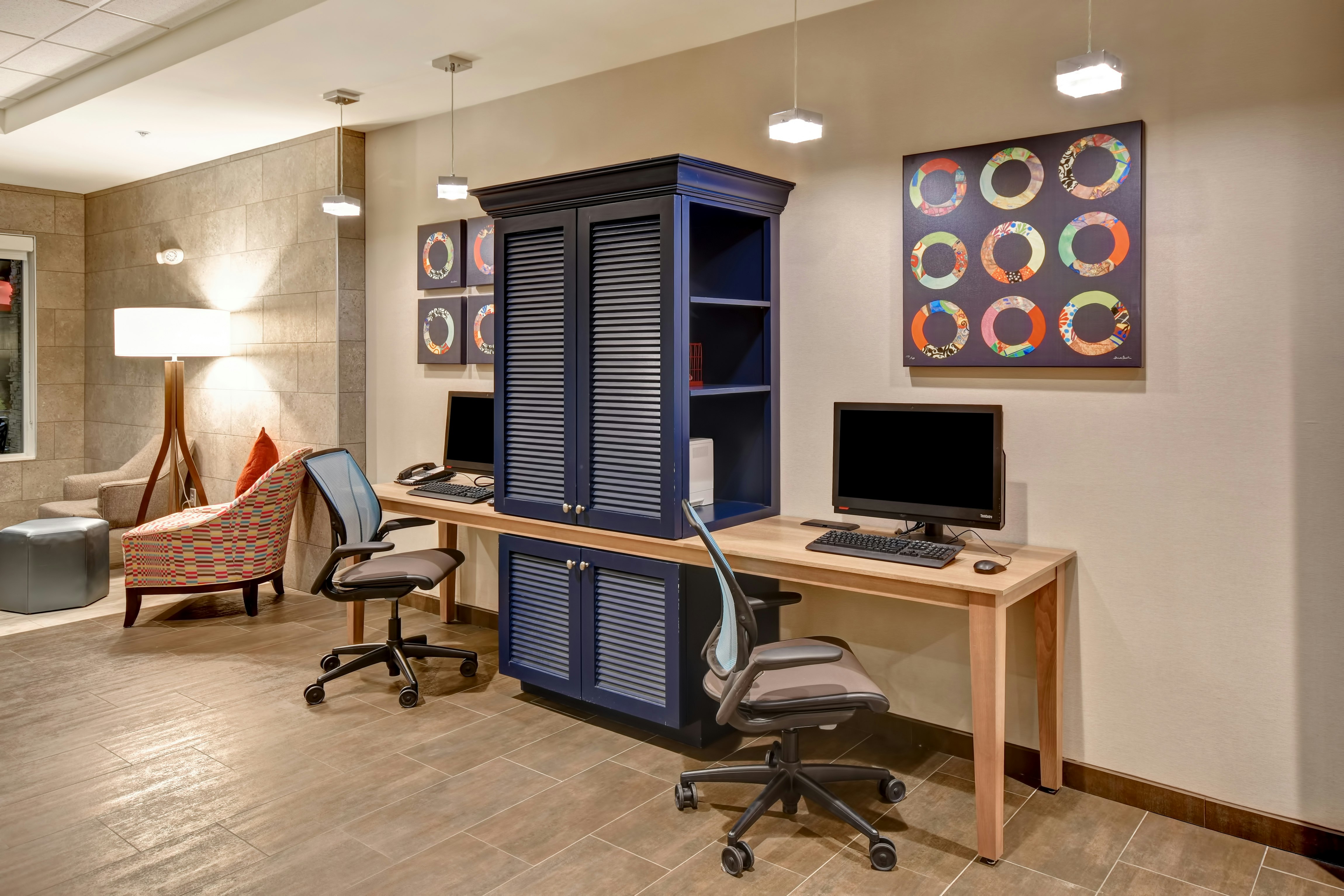 Home2 Suites by Hilton Springfield North 49/57