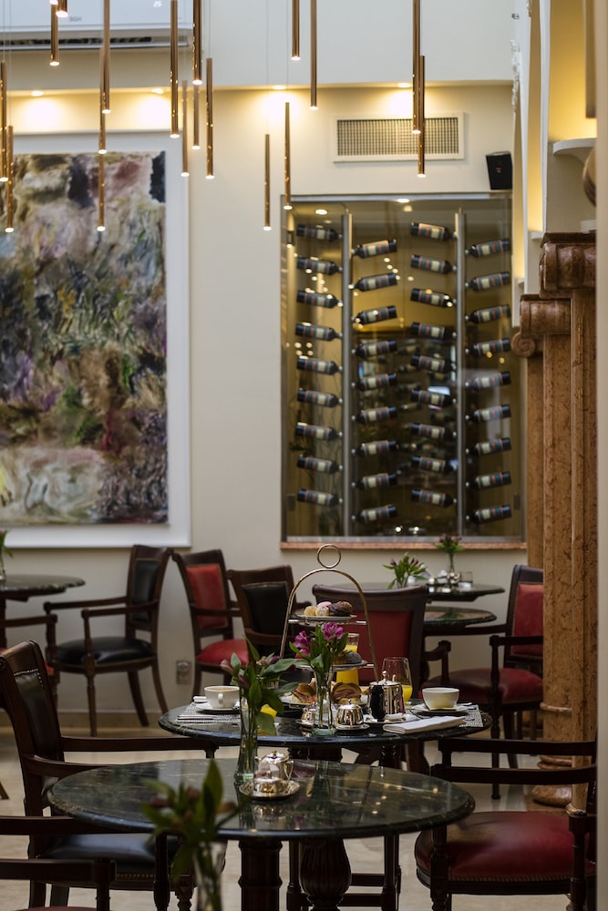 Melia Recoleta Plaza 57/73
