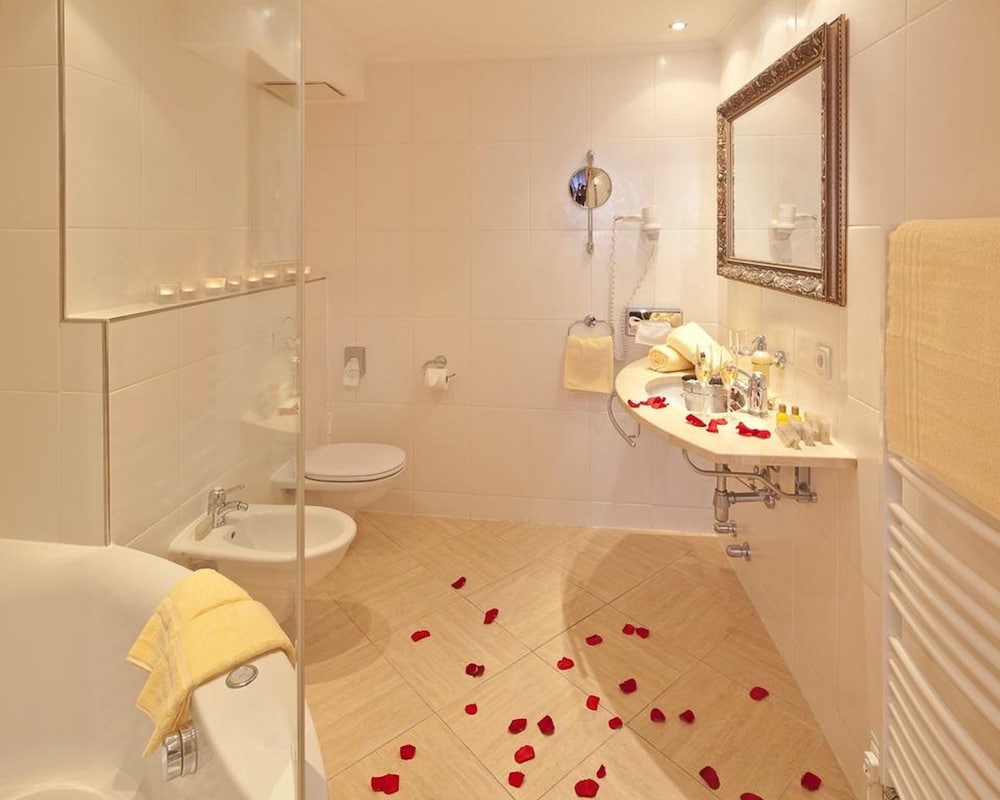 Hotel Goldener Adler, BW Signature Collection 25/63