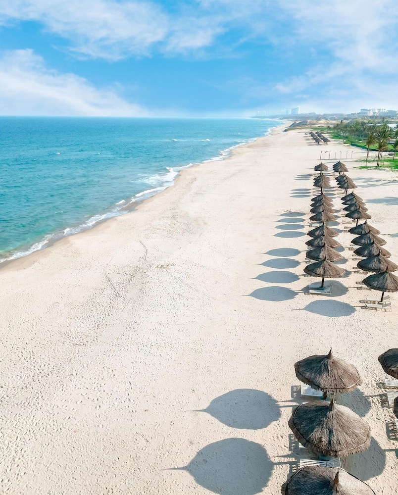 Alma Resort Cam Ranh 45/49