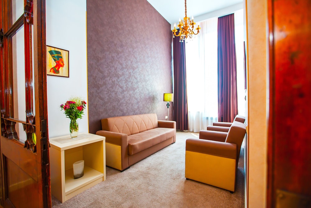 Hotel Rustaveli 31/50