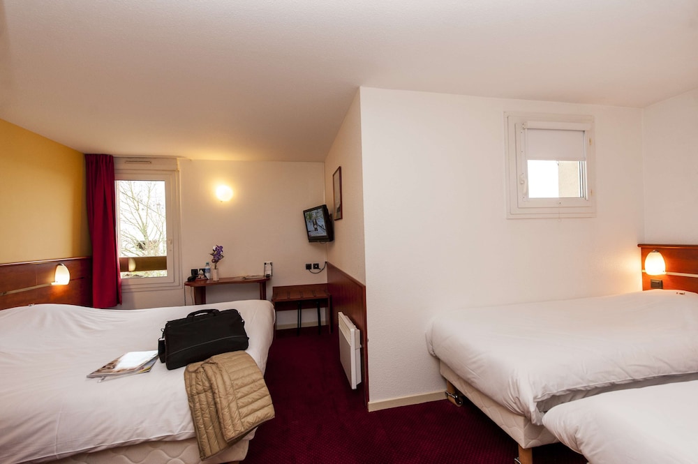 Brit Hotel Agen - L Aquitaine 17/53