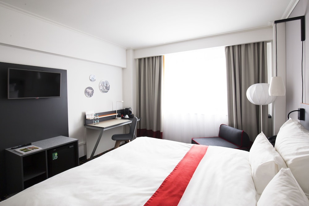 Vienna House Easy by Wyndham Airport Bucharest 4/68
