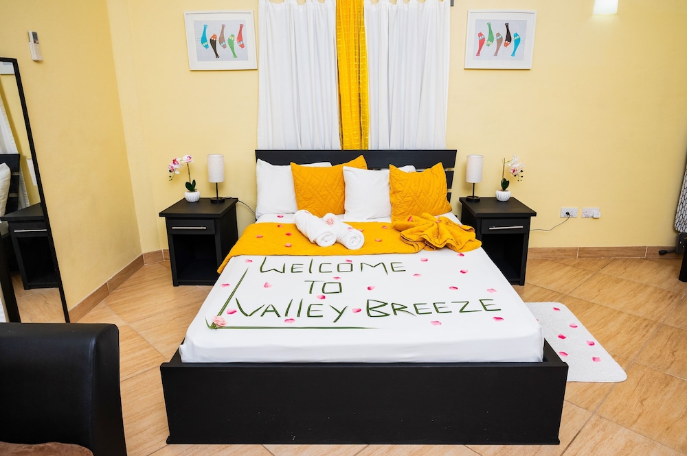 Valley Breeze Guest House 34/45