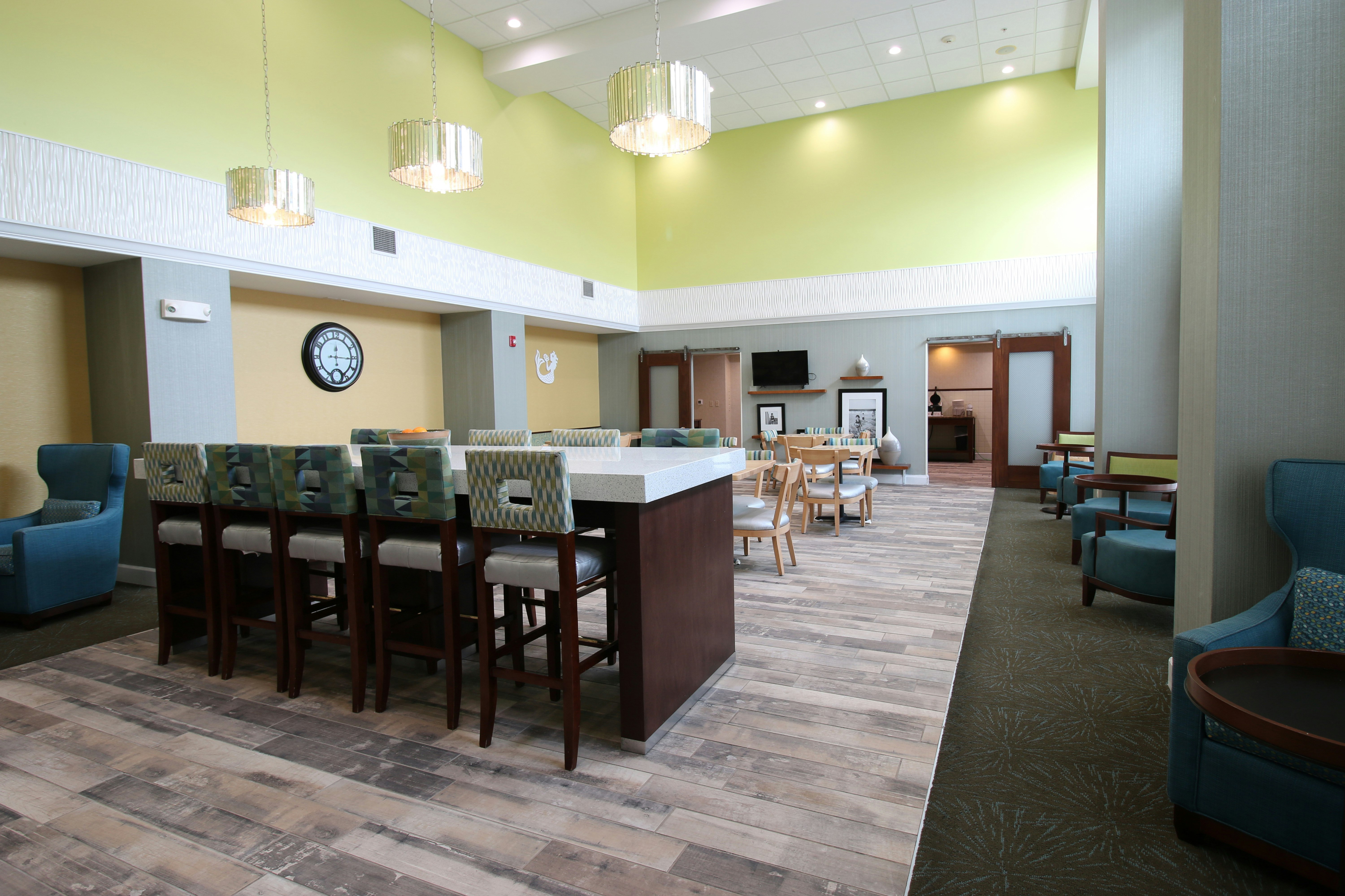 Hampton Inn Suites Palm Coast 53/72