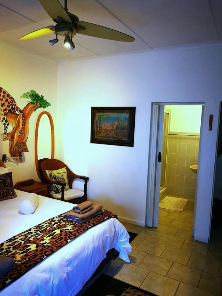 Bhangazi Lodge 8/39