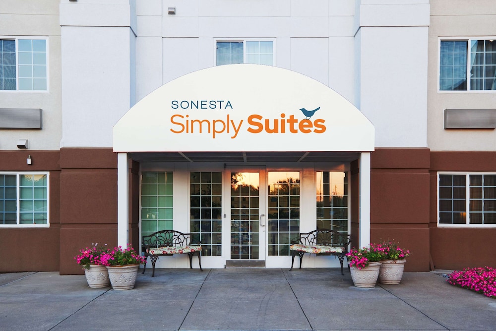Sonesta Simply Suites Dallas Richardson photo1