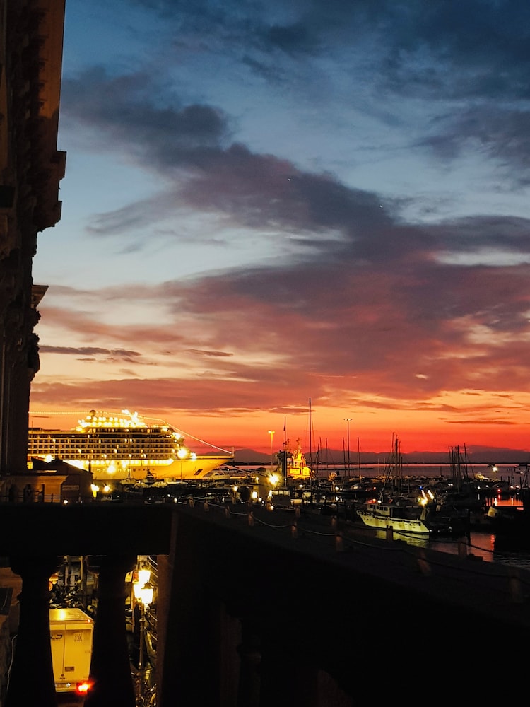 Hotel Grande Italia 115/119