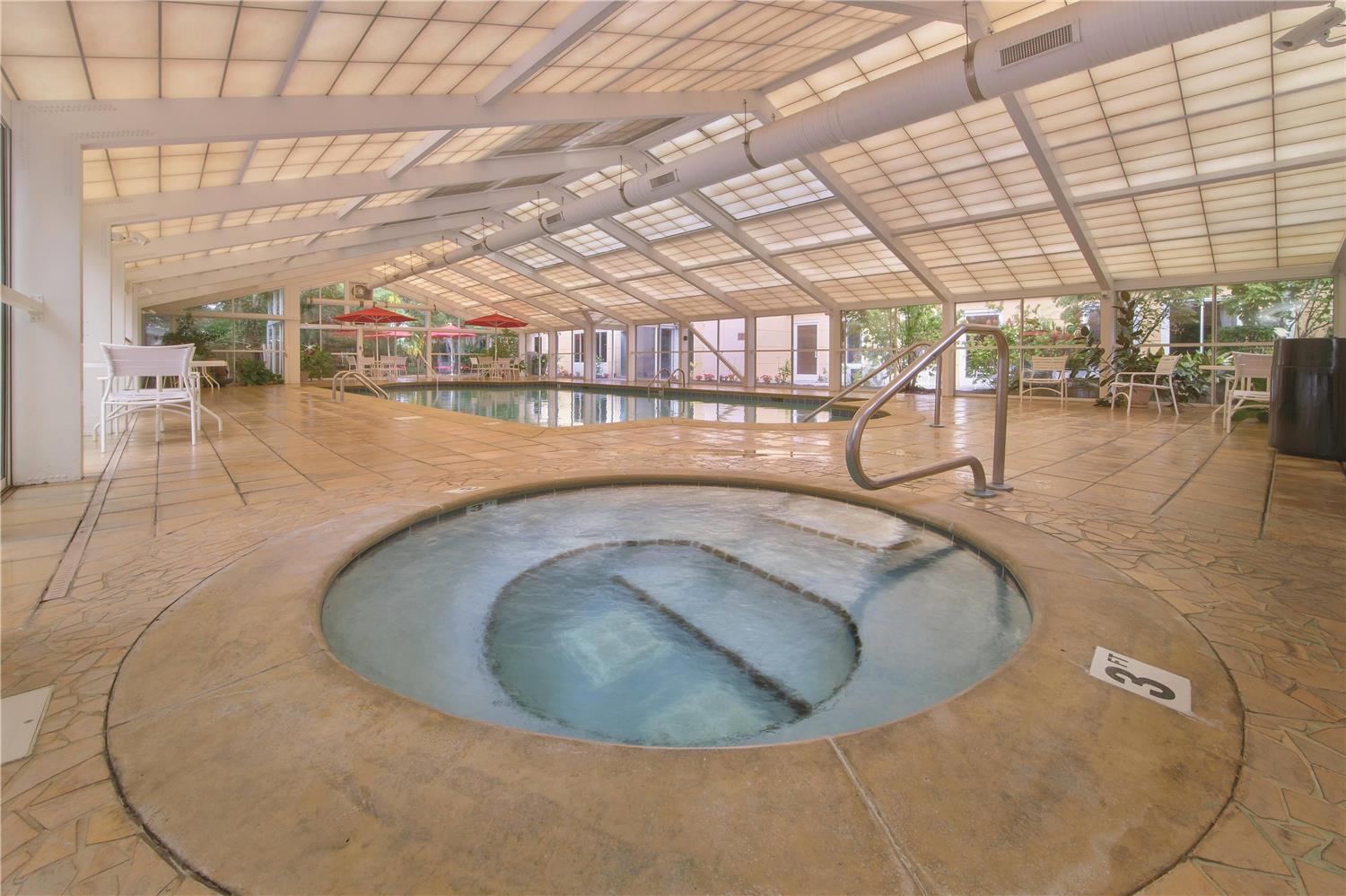 La Quinta Inn Suites Pigeon Forge 35/64