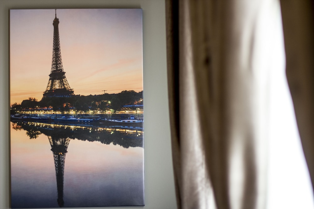 MILLESIME HOTEL 32/35